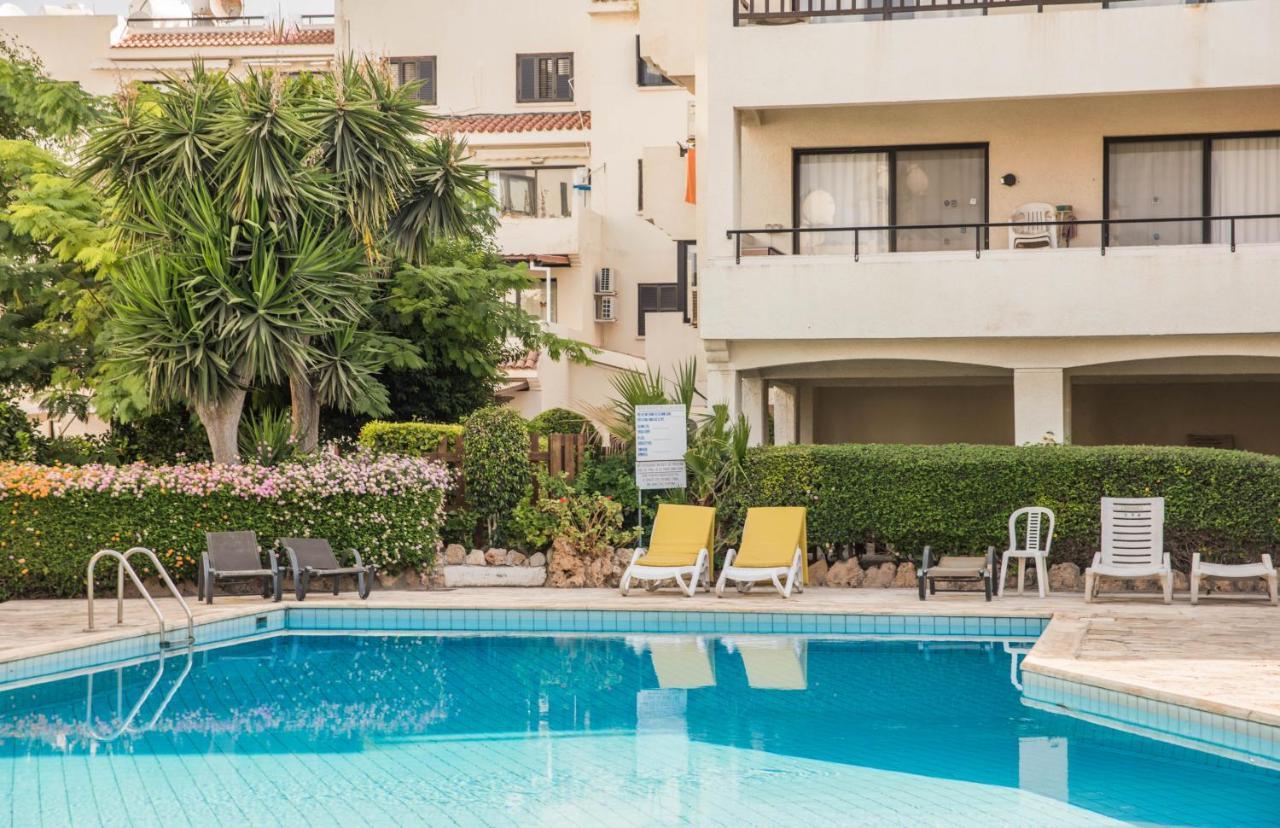 One Bedroom Apartment In Paphos In Good Location Buitenkant foto